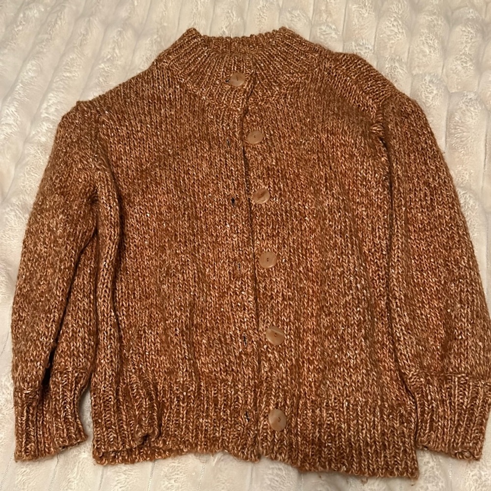 BB Dakota button up sweater